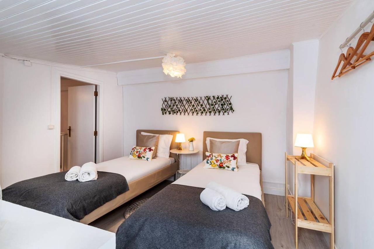 Urban & Trendy Duplex Close To Lx Factory By Trip2Portugal Lisbon Luaran gambar